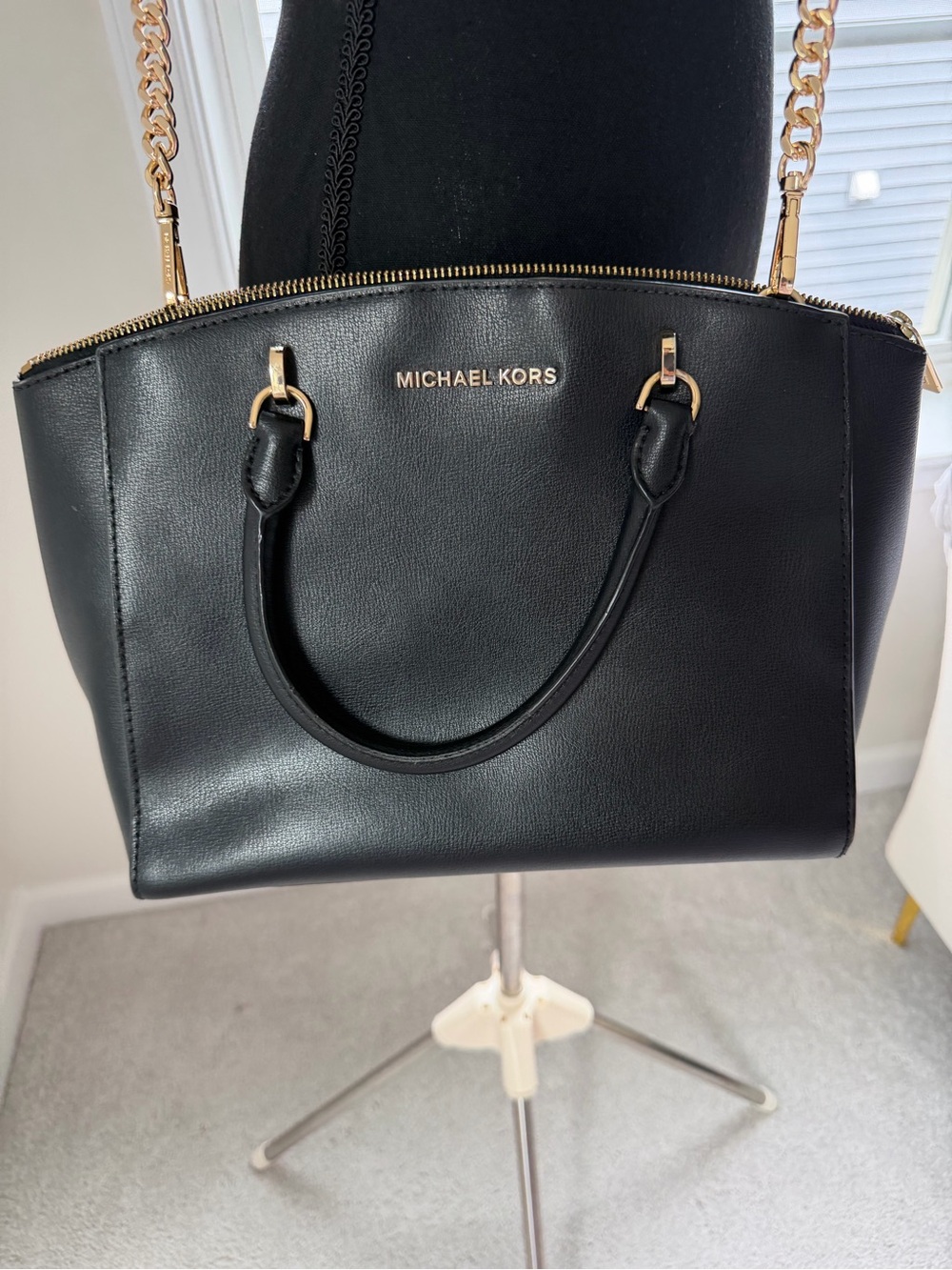 Michael Kors Black Leather Satchel Tote Bag Gold Hardware